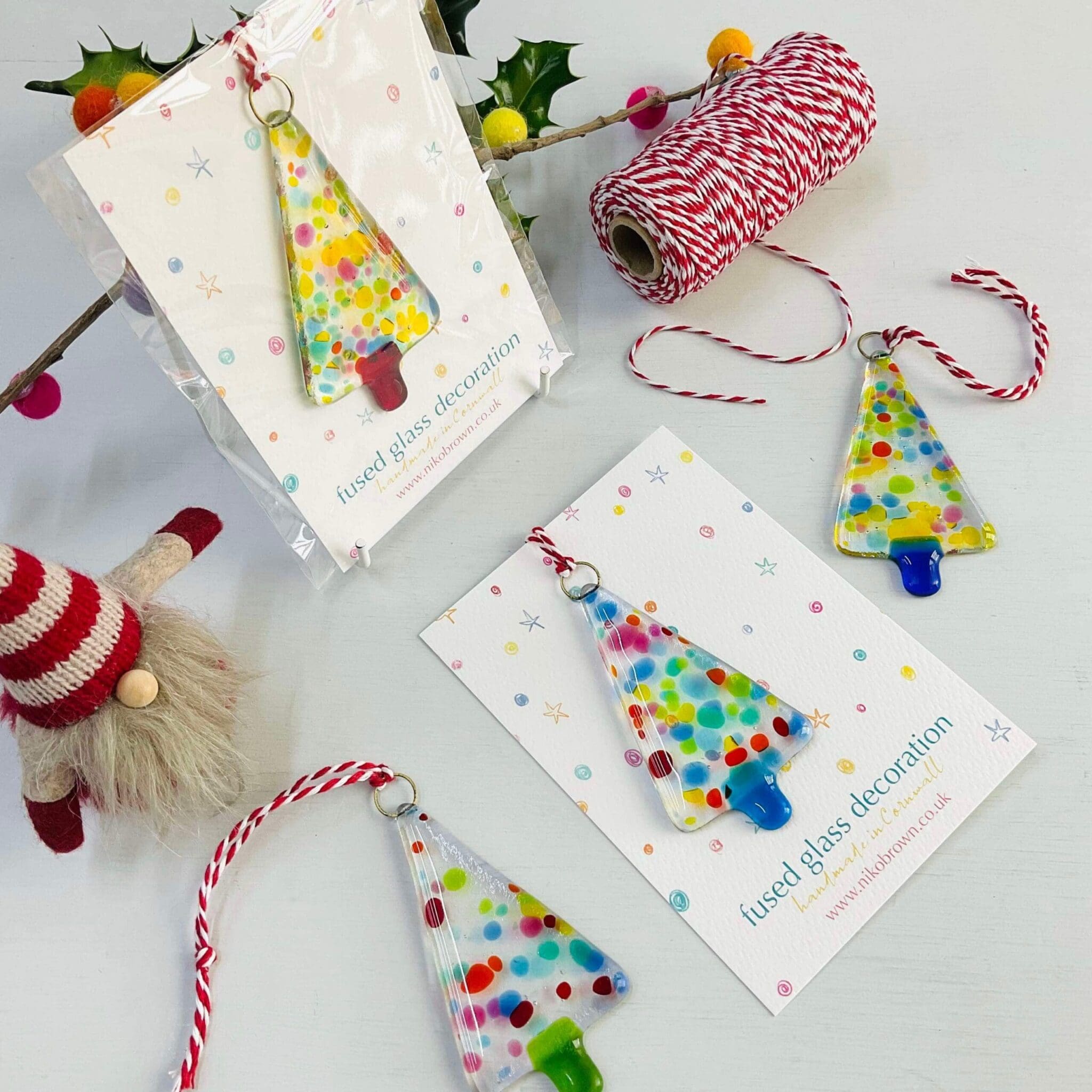 Christmas Tree Hanger - Rainbow - Image 4