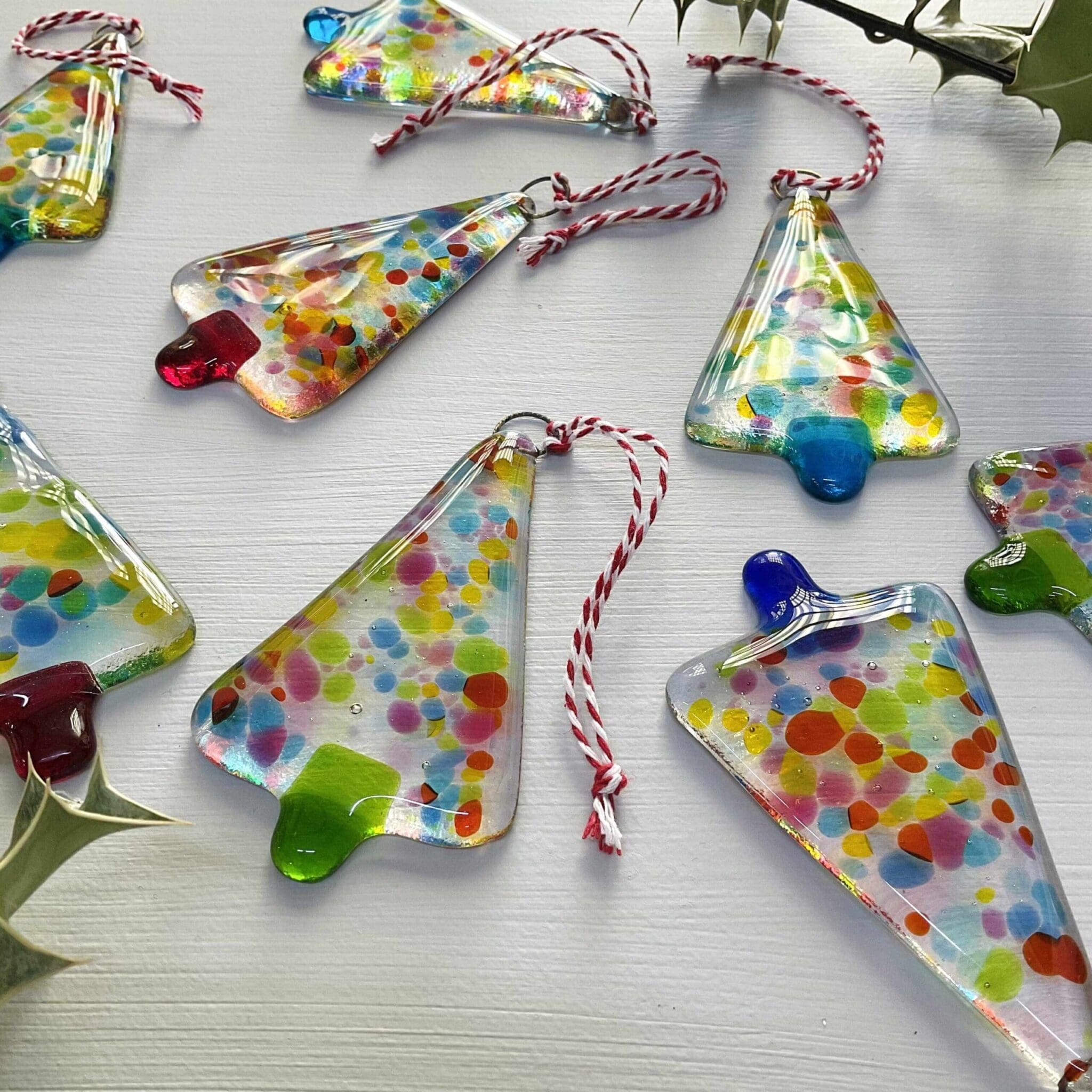 Christmas Tree Hanger - Rainbow - Image 10