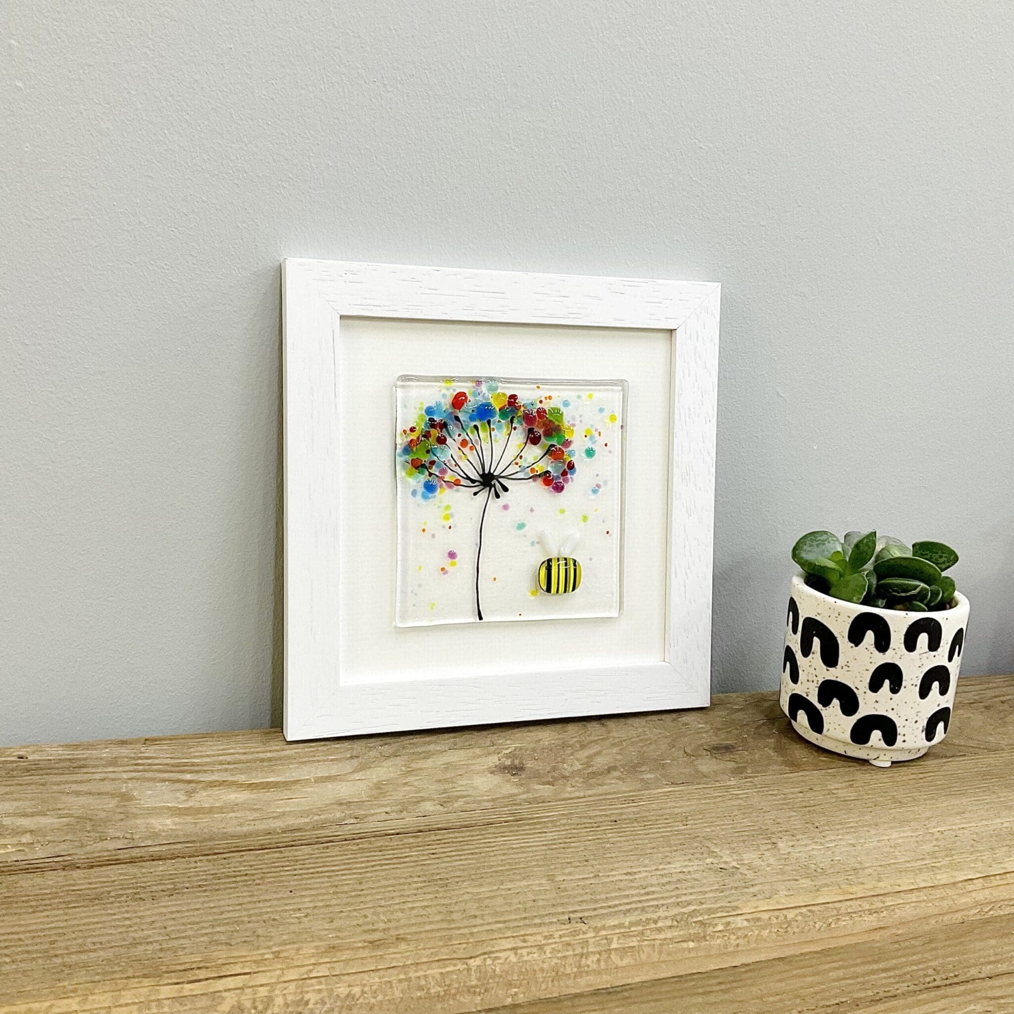 Bee On The Brightside - Image 19