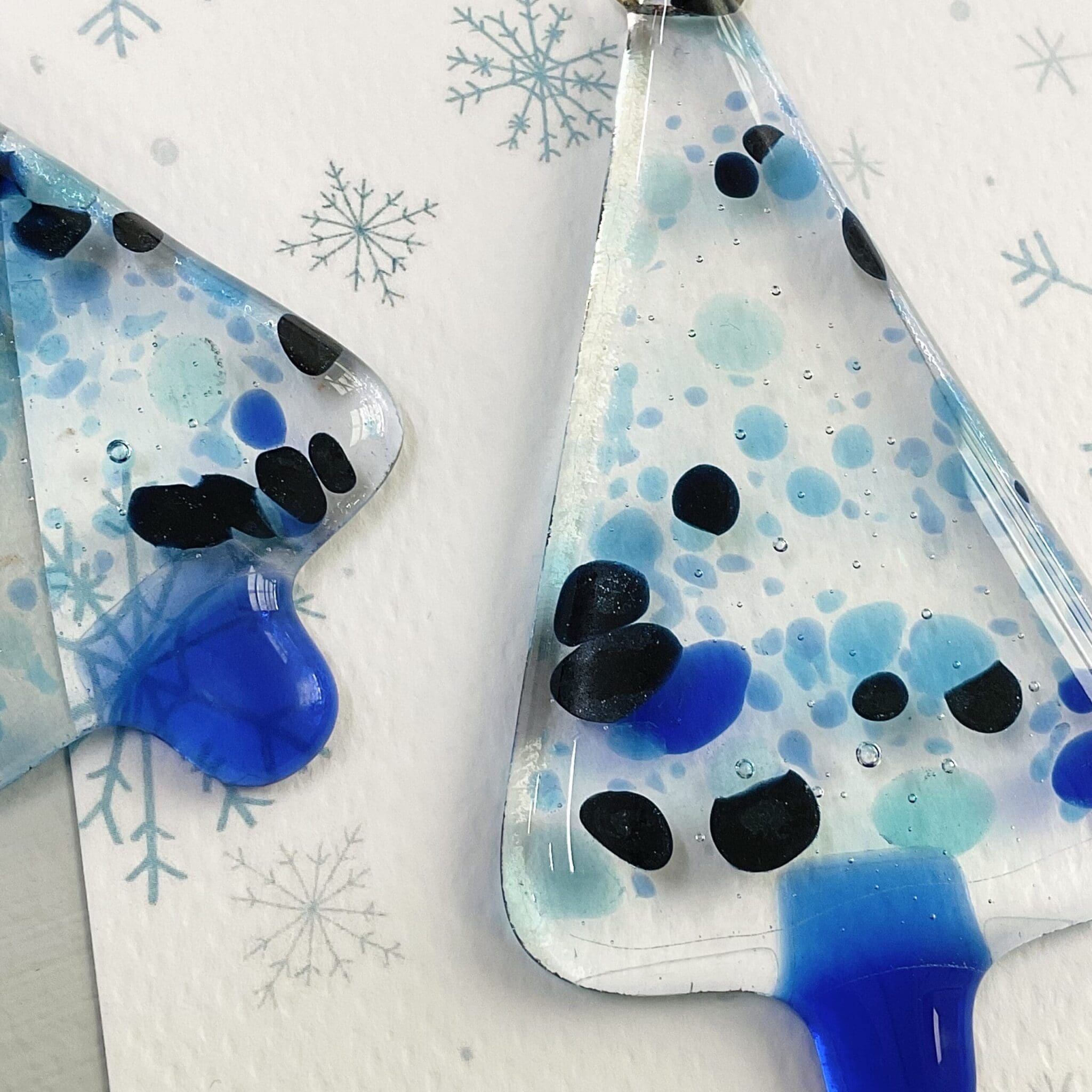 Christmas Tree Hanger - Sparkly Blue - Image 5