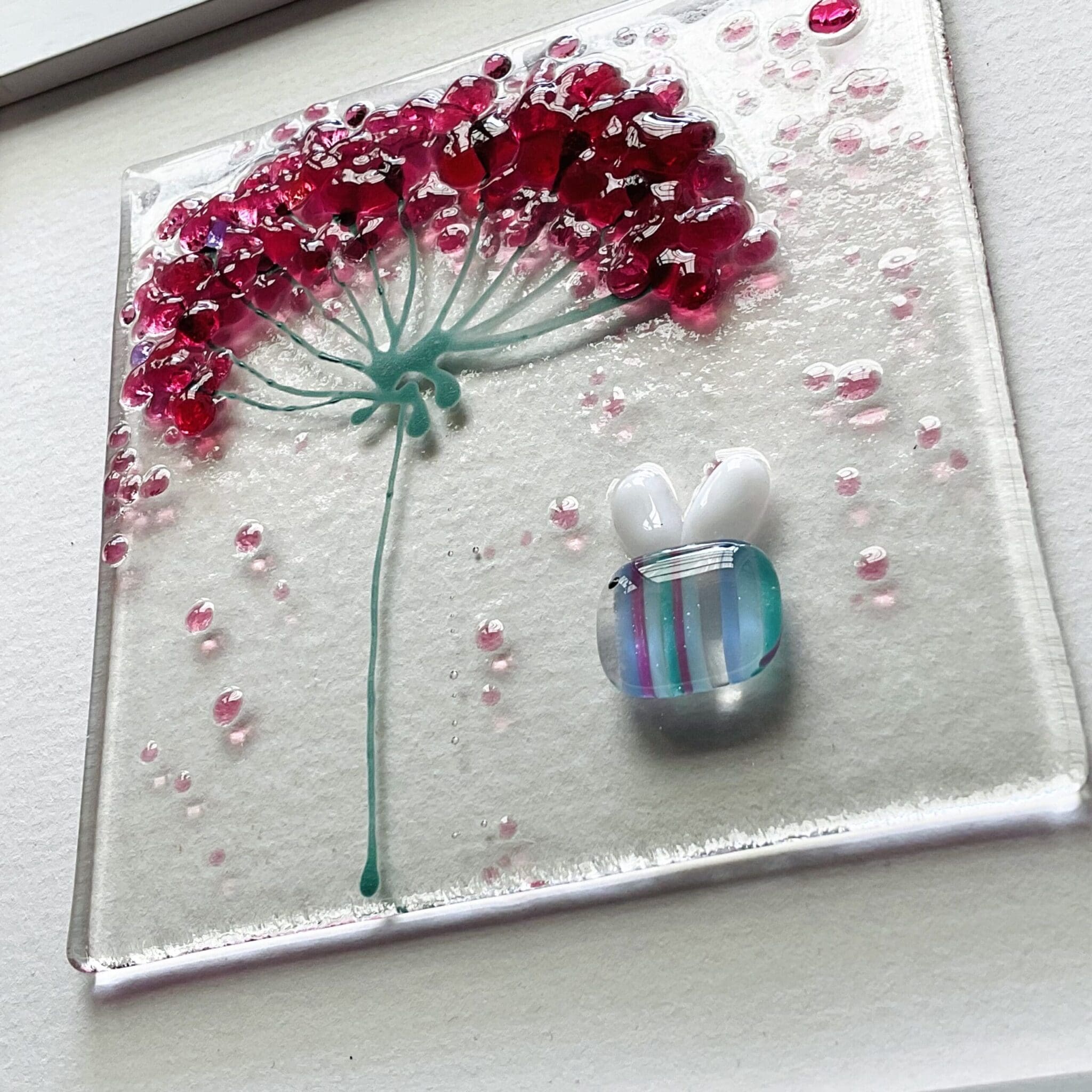 Bee On The Brightside Pink - Image 3